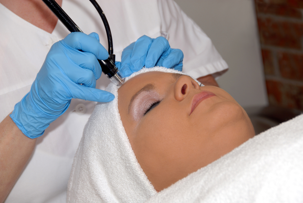 Microdermabrasion: Find Your Younger Looking Self